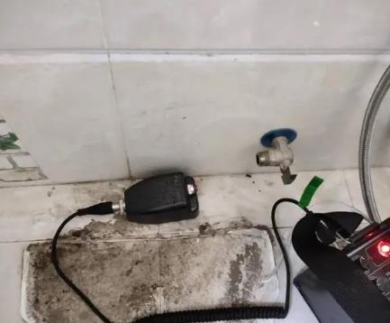 靖西屋顶漏水维修公司分享下卫生间漏水的危害及解决方法
